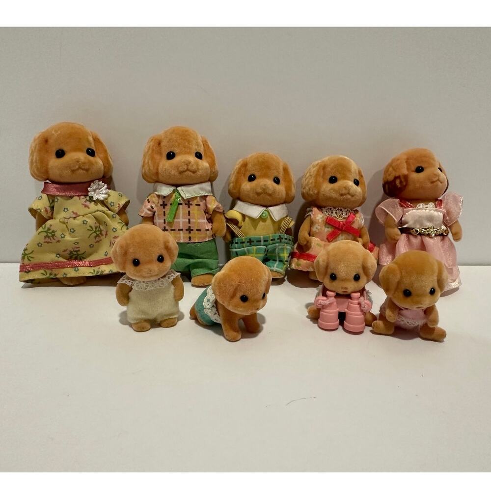 Calico Critters Toy Poodle Dog Family of 9 played with condition